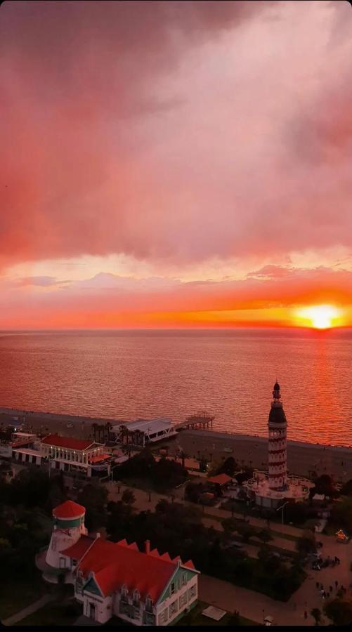 Black Sea Batumi Hotel Orbi City 외부 사진