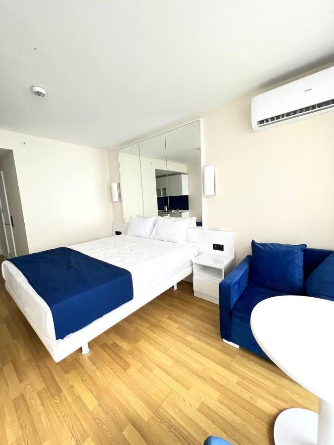 Black Sea Batumi Hotel Orbi City 외부 사진