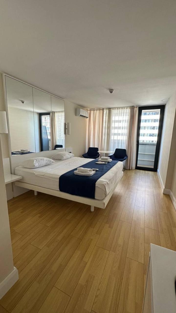 Black Sea Batumi Hotel Orbi City 외부 사진