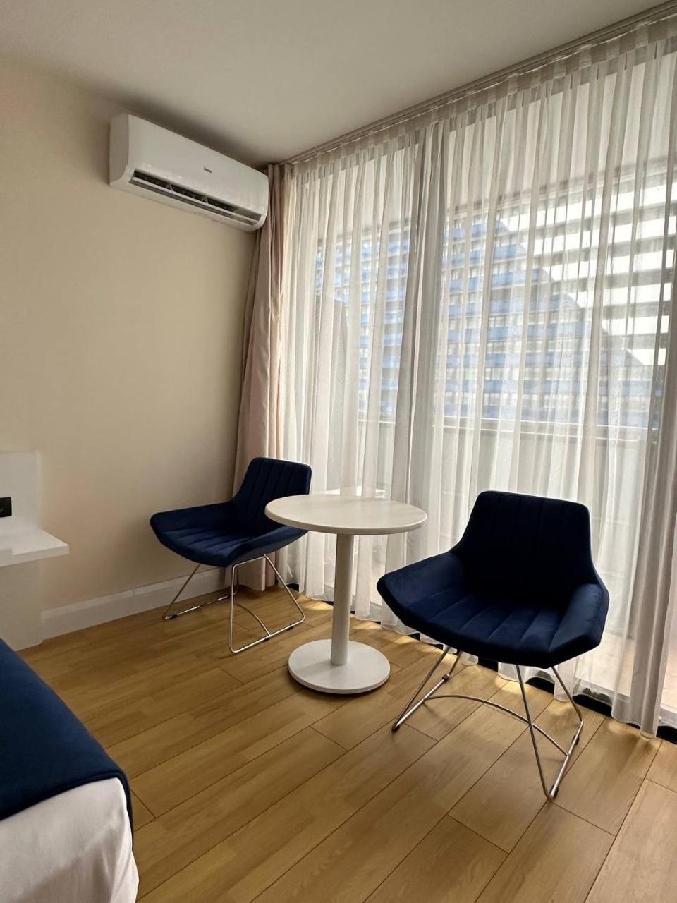 Black Sea Batumi Hotel Orbi City 외부 사진